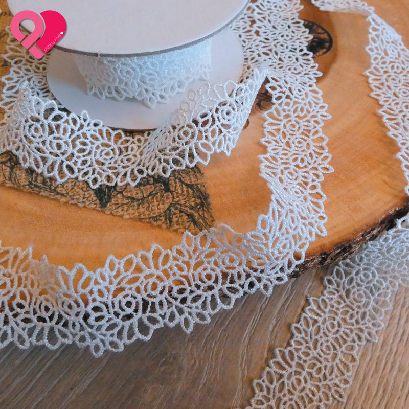 Floral Design Venice Guipure Crocheted Leaf Embroidery French Lace 